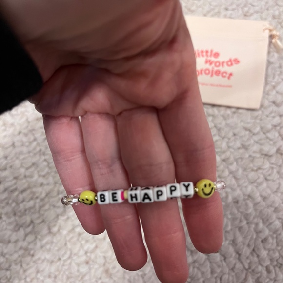 New Little words project "Be Happy" stretch beaded bracelet size S/M - Picture 3 of 5